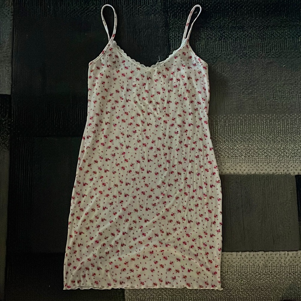 Not my size or style anymore. Dress is comfortable and it’s from Shein size XL.